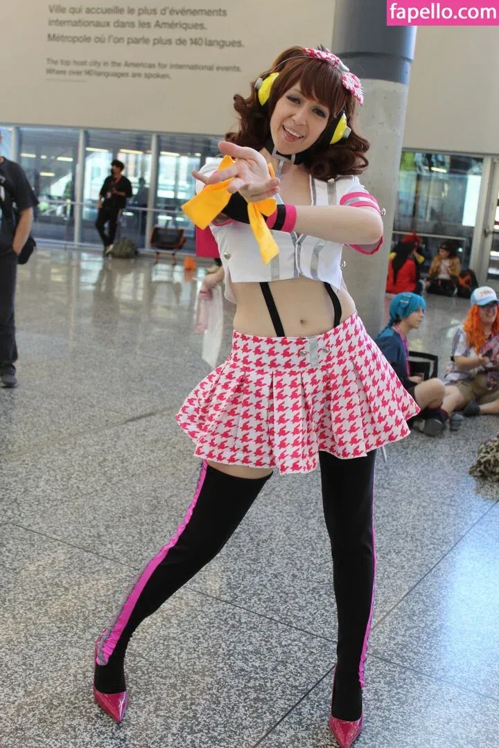 CrystAAHHL Onlyfans Photo Gallery 