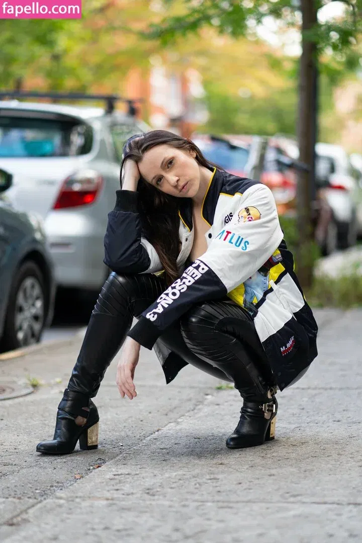 CrystAAHHL Onlyfans Photo Gallery 