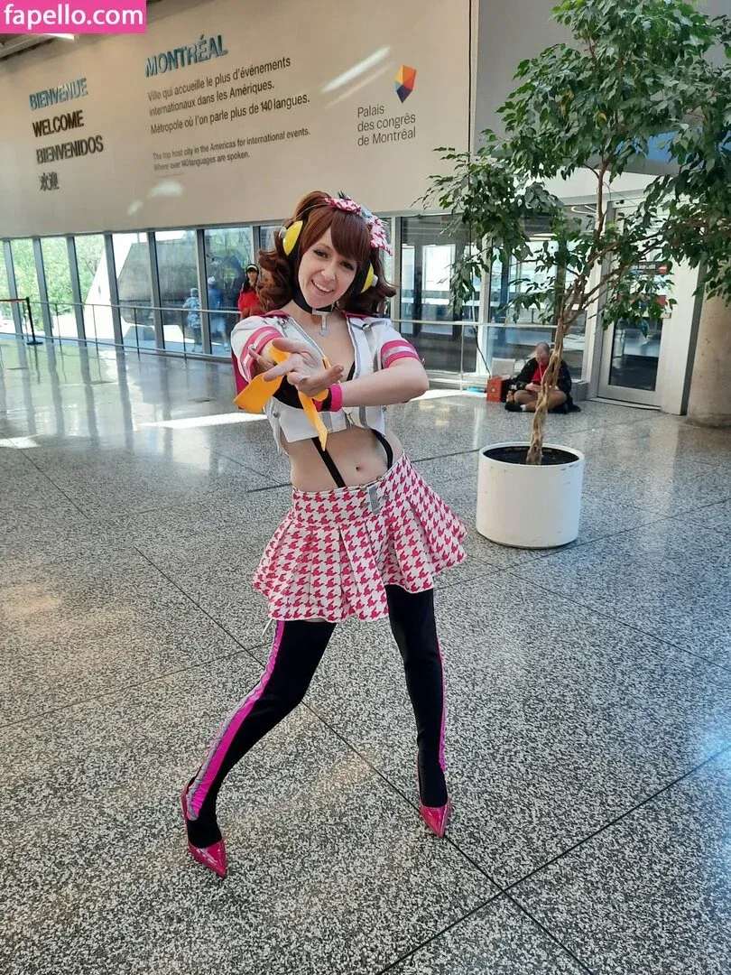 CrystAAHHL Onlyfans Photo Gallery 