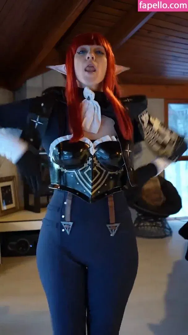 CrystAAHHL Onlyfans Photo Gallery 