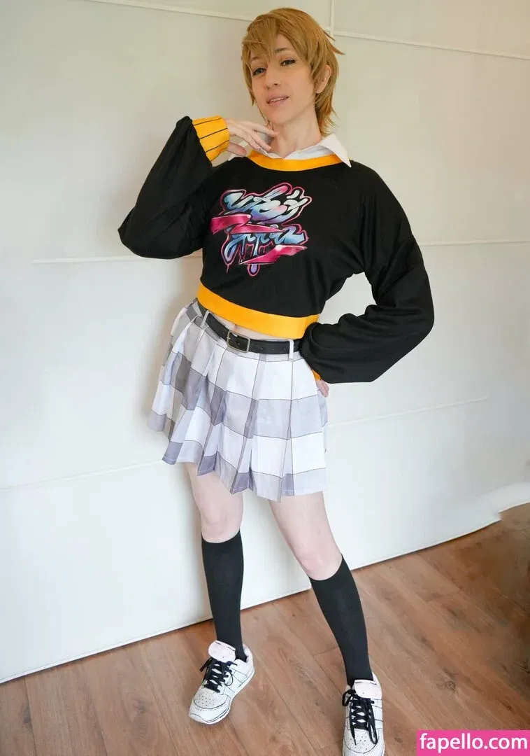 CrystAAHHL Onlyfans Photo Gallery 