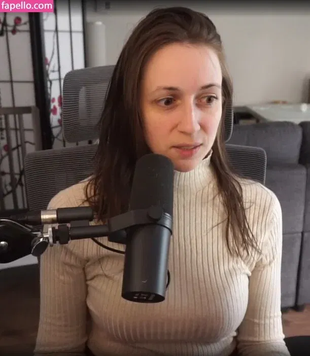 CrystAAHHL Onlyfans Photo Gallery 