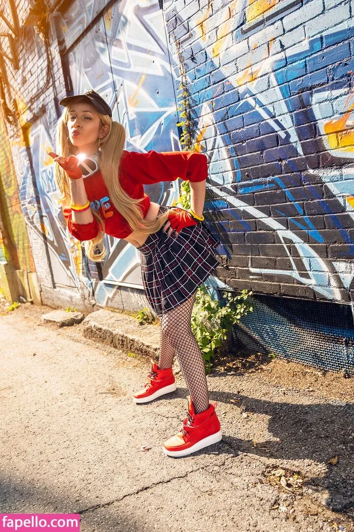 CrystAAHHL Onlyfans Photo Gallery 