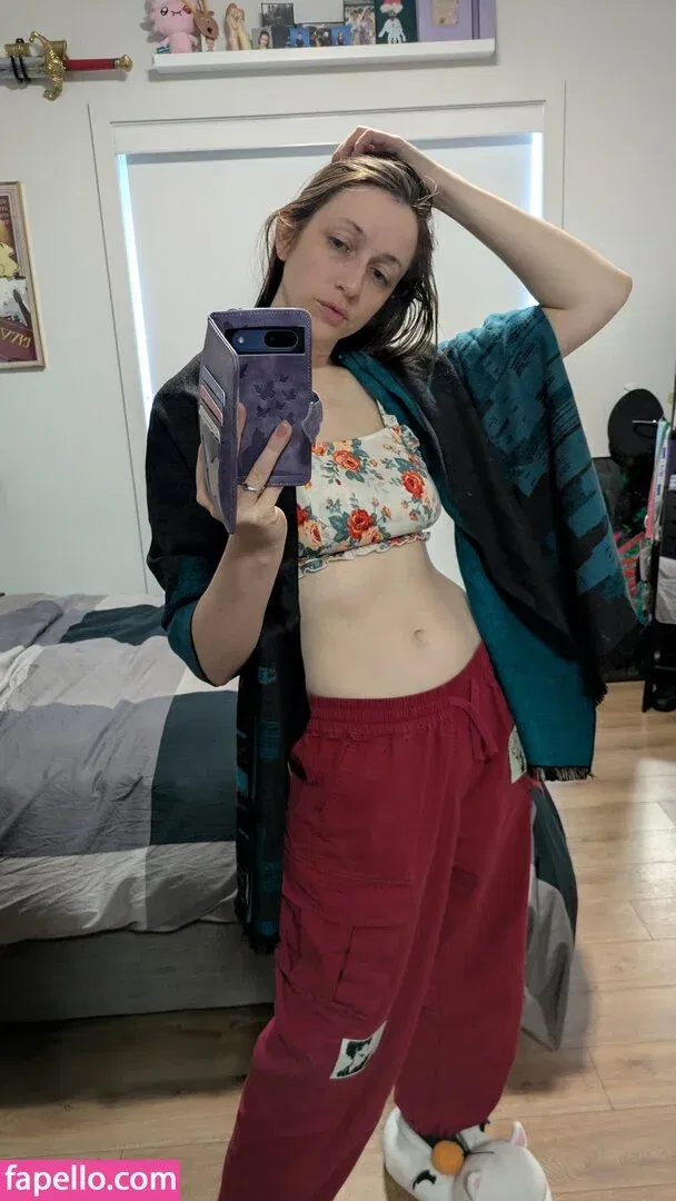 CrystAAHHL Onlyfans Photo Gallery 