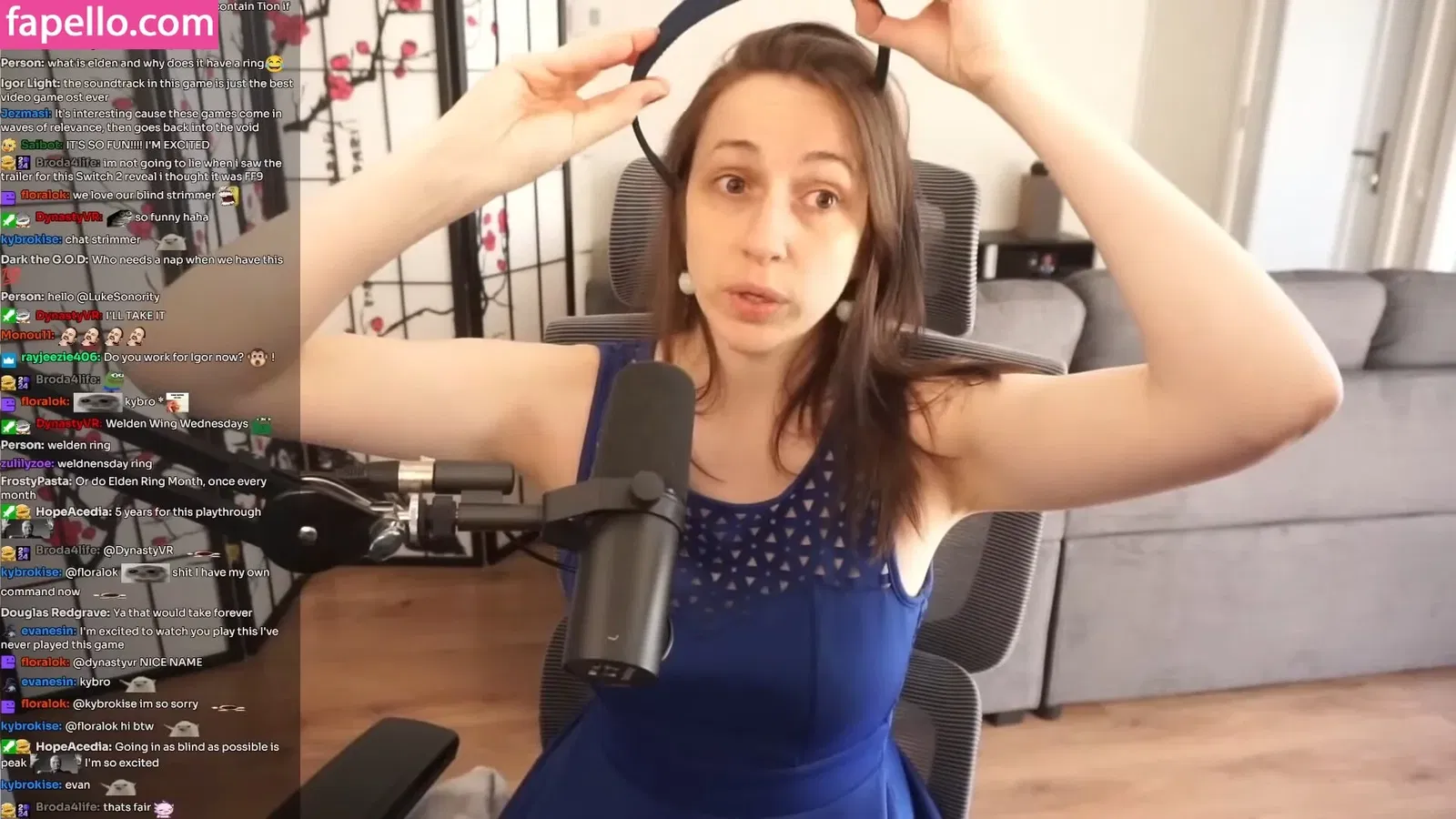 CrystAAHHL Onlyfans Photo Gallery 