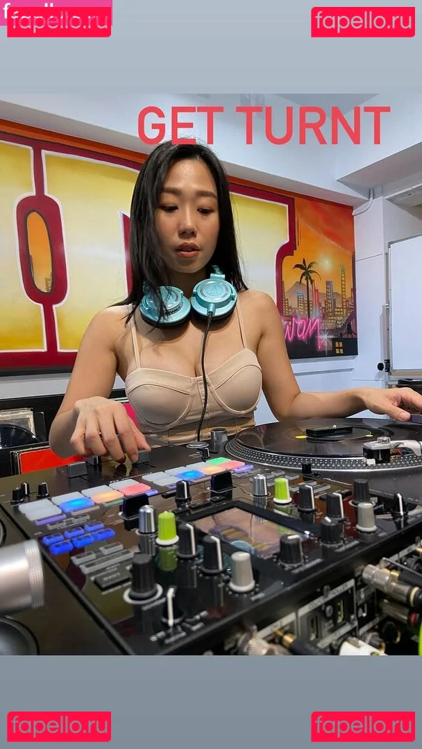 Sharon Wei Onlyfans Photo Gallery 