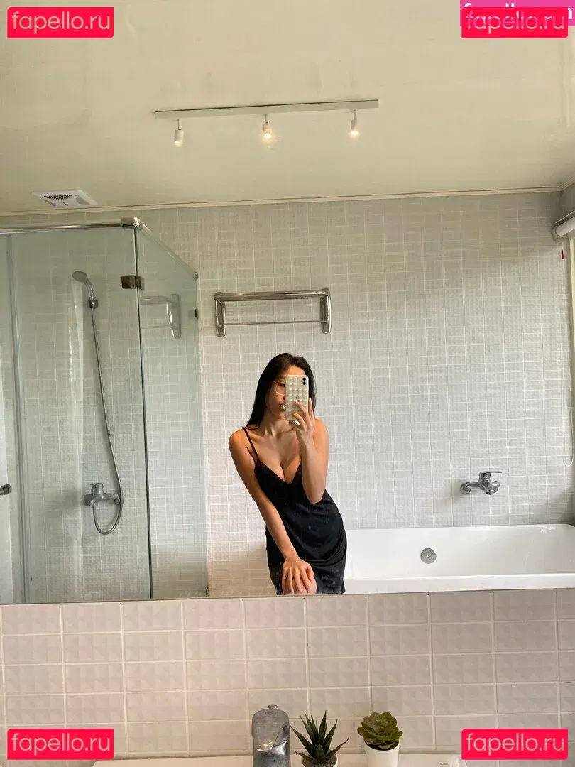 Sharon Wei Onlyfans Photo Gallery 