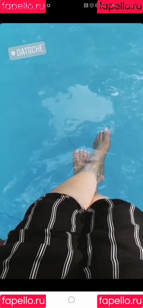 Feet of Penny Onlyfans Photo Gallery 