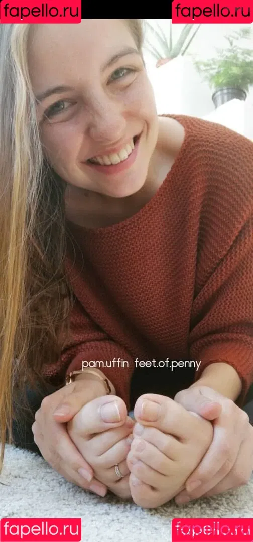 Feet of Penny Onlyfans Photo Gallery 
