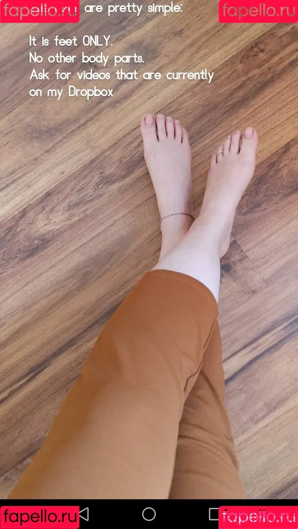 Feet of Penny Onlyfans Photo Gallery 