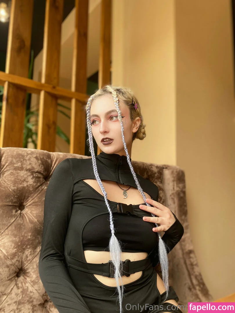 leilaagrace Onlyfans Photo Gallery 