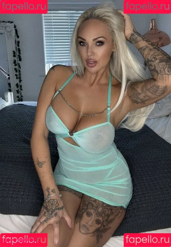 Camilla Jayne Onlyfans Photo Gallery 