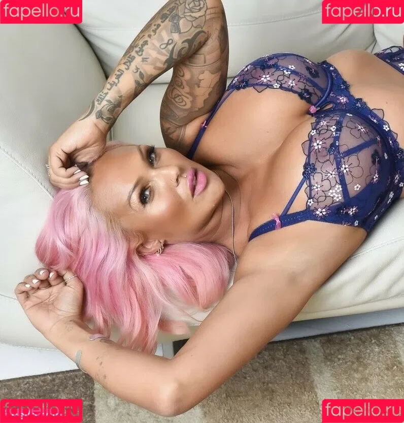 Camilla Jayne Onlyfans Photo Gallery 