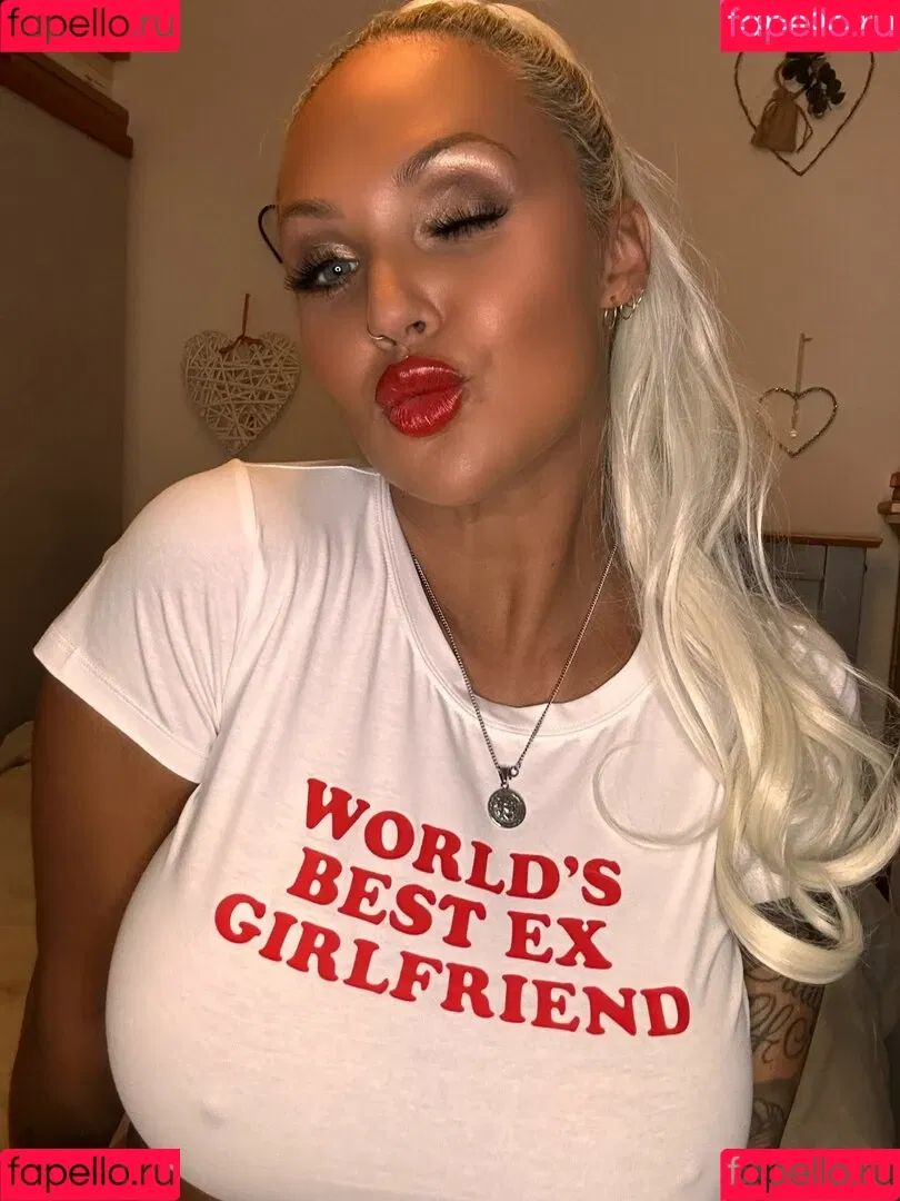 Camilla Jayne Onlyfans Photo Gallery 