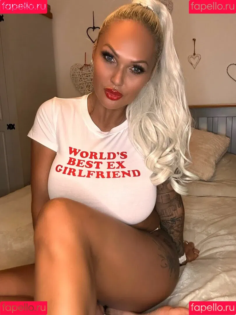 Camilla Jayne Onlyfans Photo Gallery 
