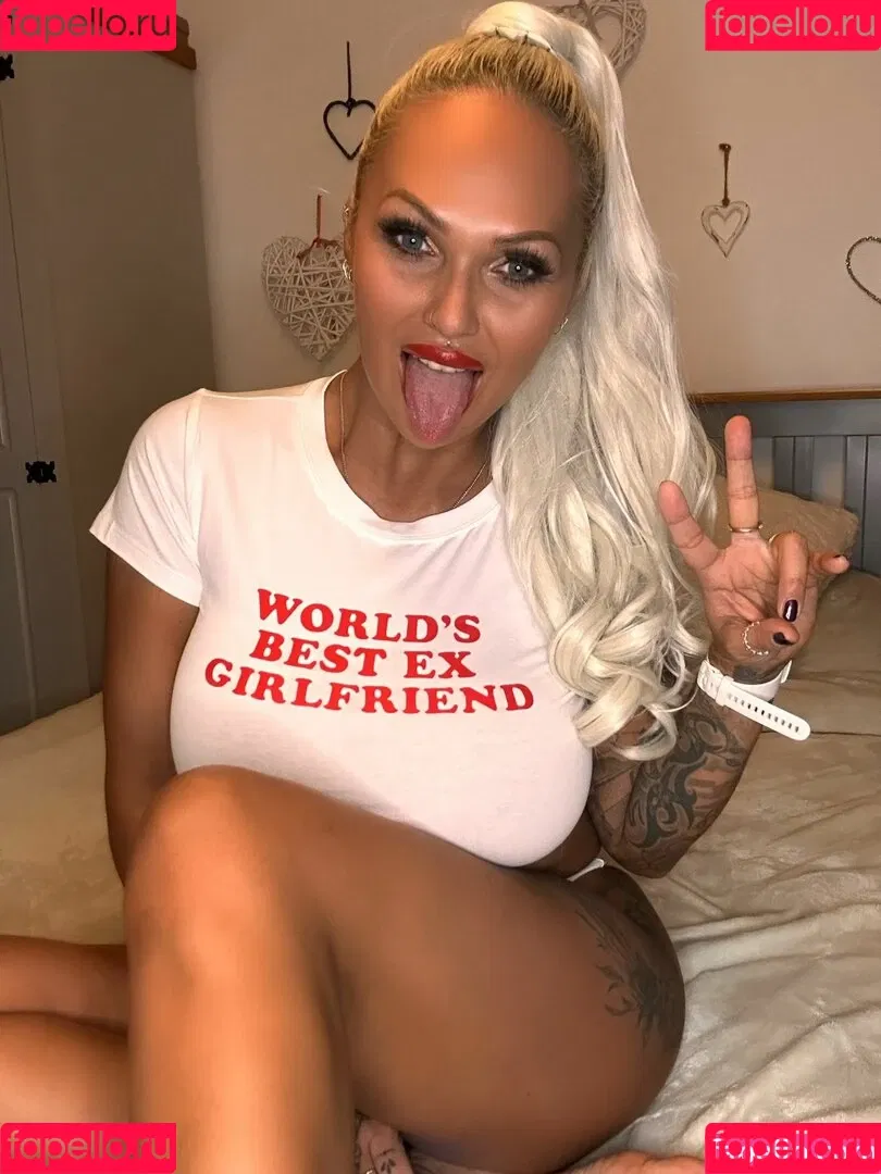 Camilla Jayne Onlyfans Photo Gallery 
