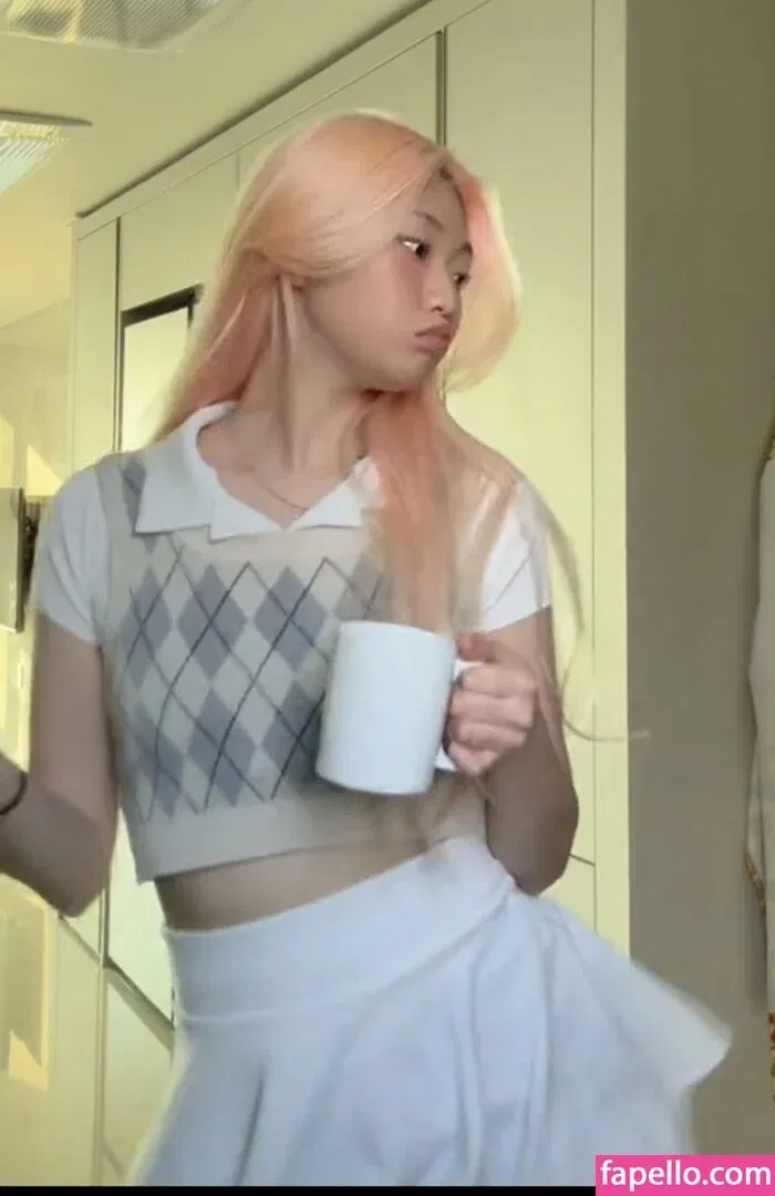 Porojin Onlyfans Photo Gallery 