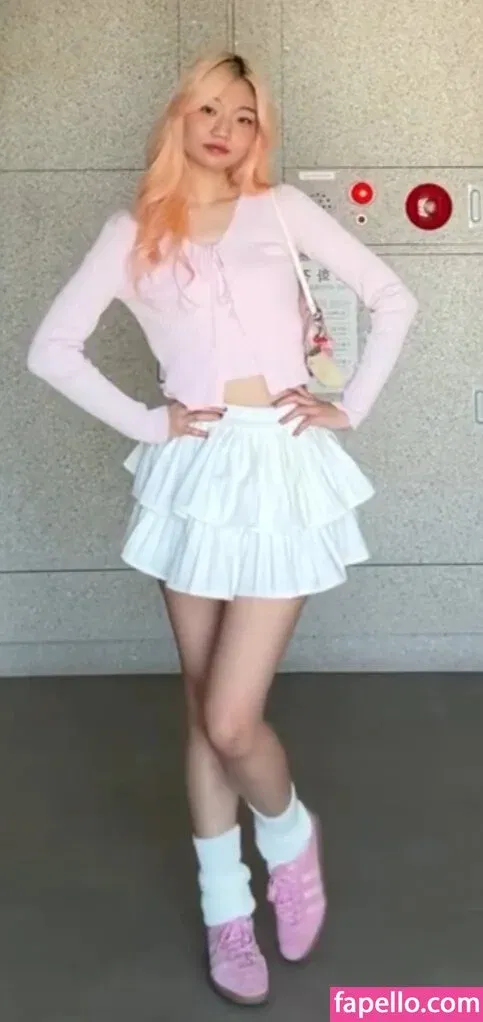 Porojin Onlyfans Photo Gallery 