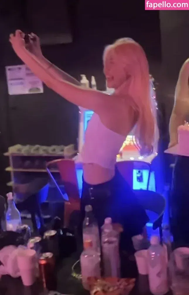 Porojin Onlyfans Photo Gallery 