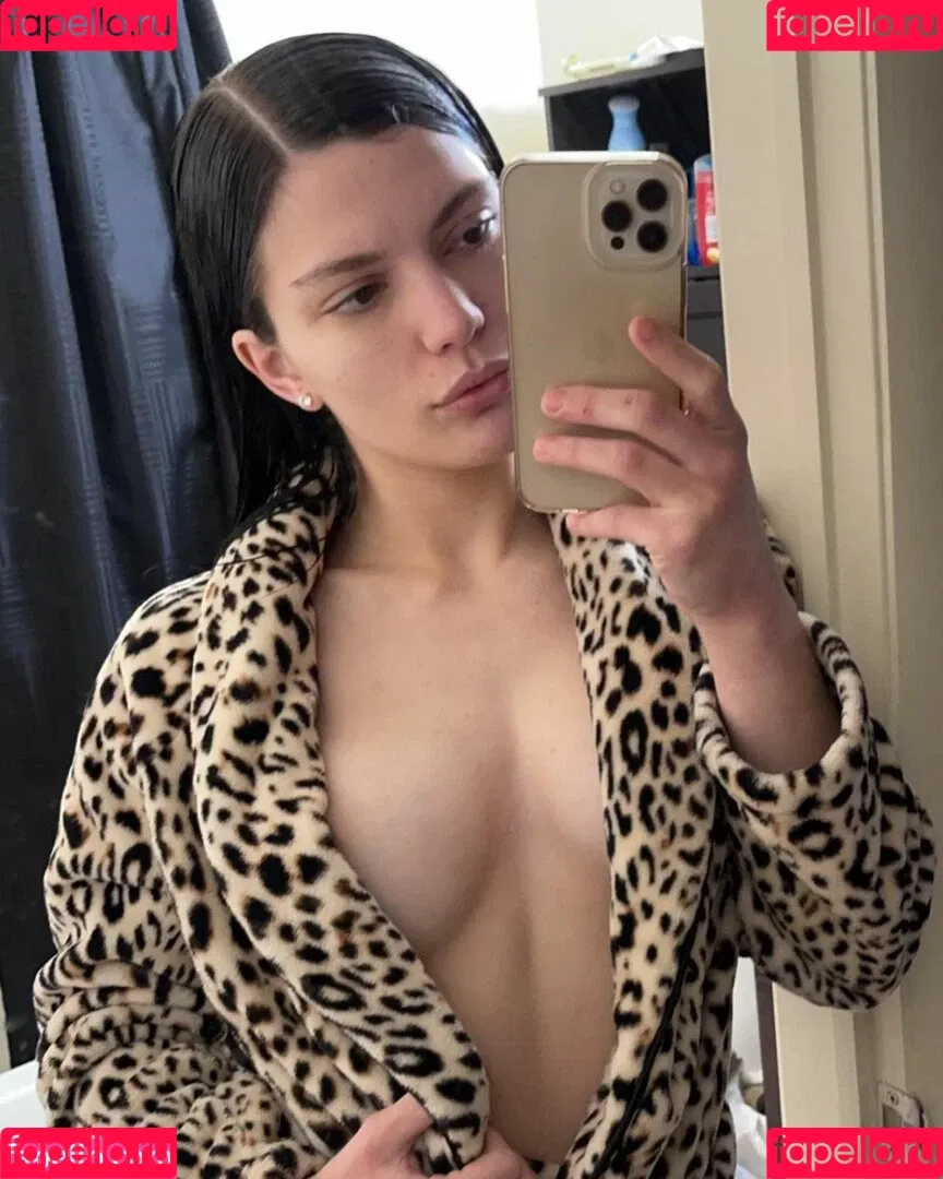 Sadie Blake Onlyfans Photo Gallery 
