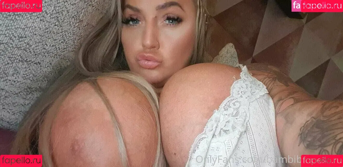 bigbustyblondeuk Onlyfans Photo Gallery 