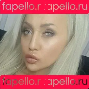 bigbustyblondeuk Onlyfans Photo Gallery 