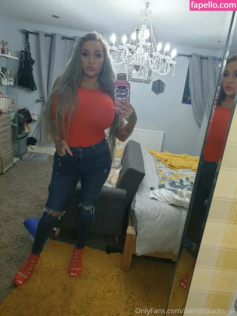 bigbustyblondeuk Onlyfans Photo Gallery 