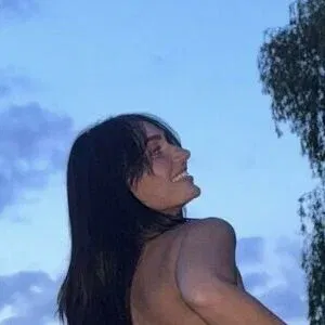 Holly Lauren 2.0 Onlyfans Photo Gallery 