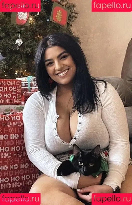 Charlotte Godoy Onlyfans Photo Gallery 