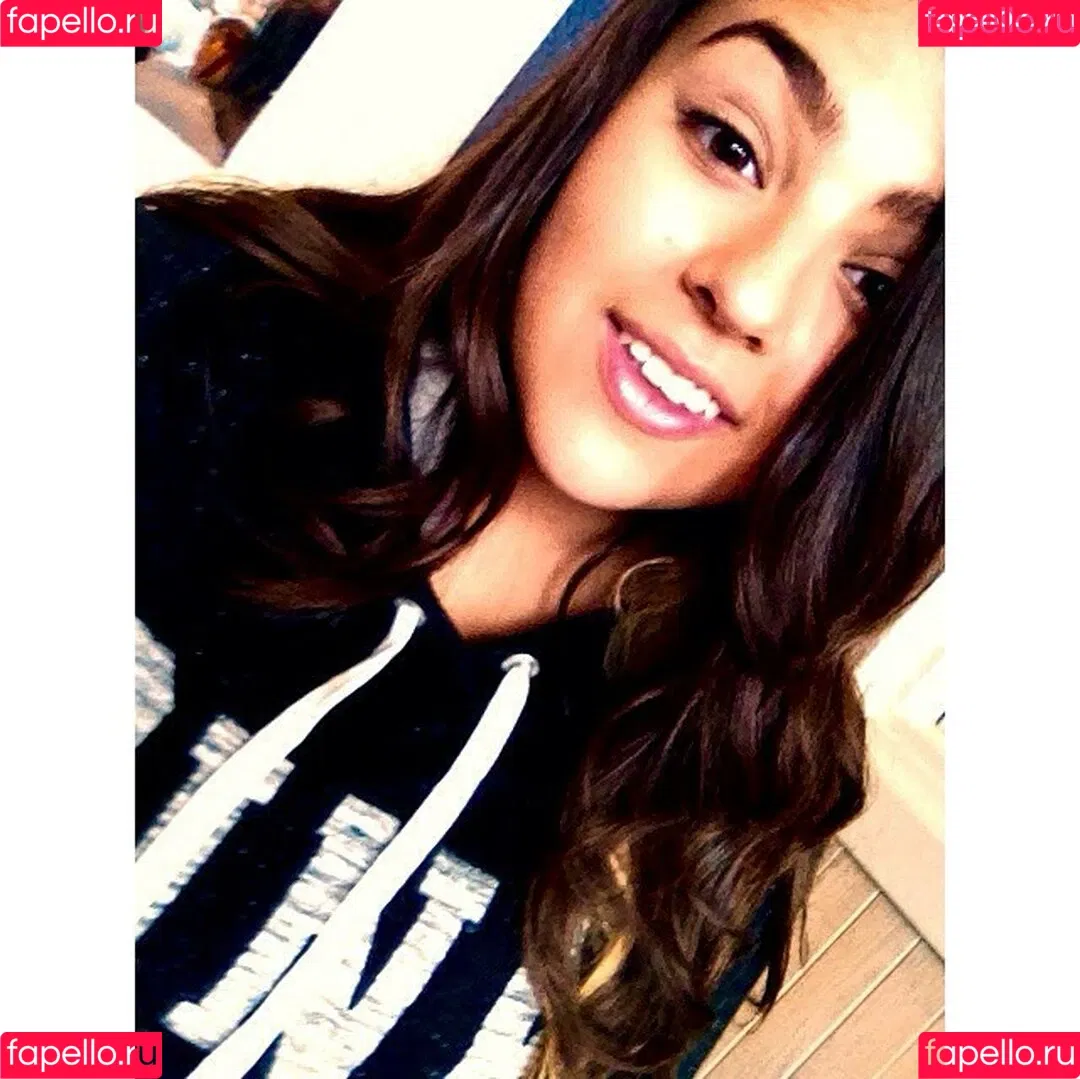 Charlotte Godoy Onlyfans Photo Gallery 