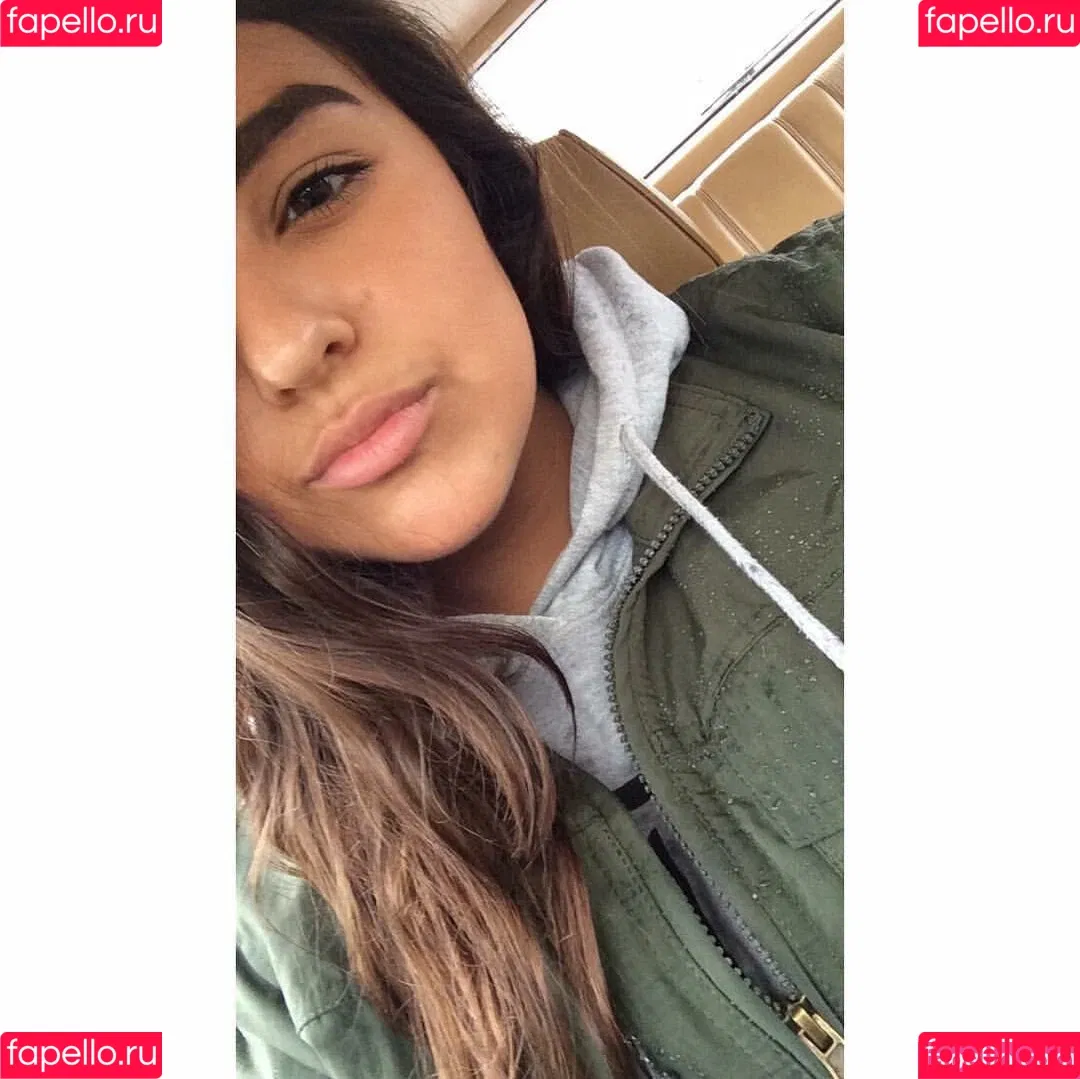 Charlotte Godoy Onlyfans Photo Gallery 