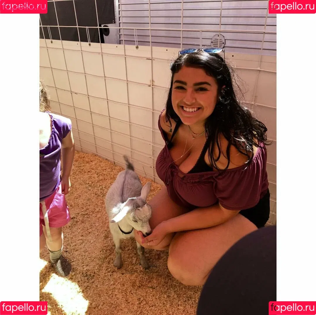 Charlotte Godoy Onlyfans Photo Gallery 