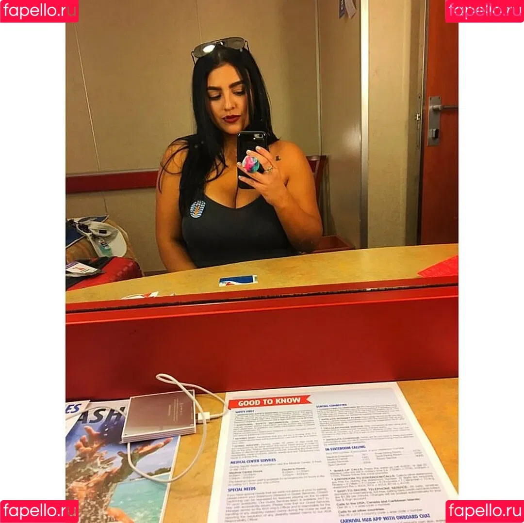 Charlotte Godoy Onlyfans Photo Gallery 