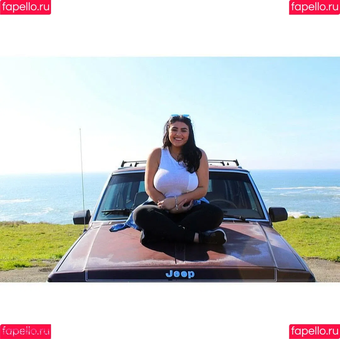 Charlotte Godoy Onlyfans Photo Gallery 