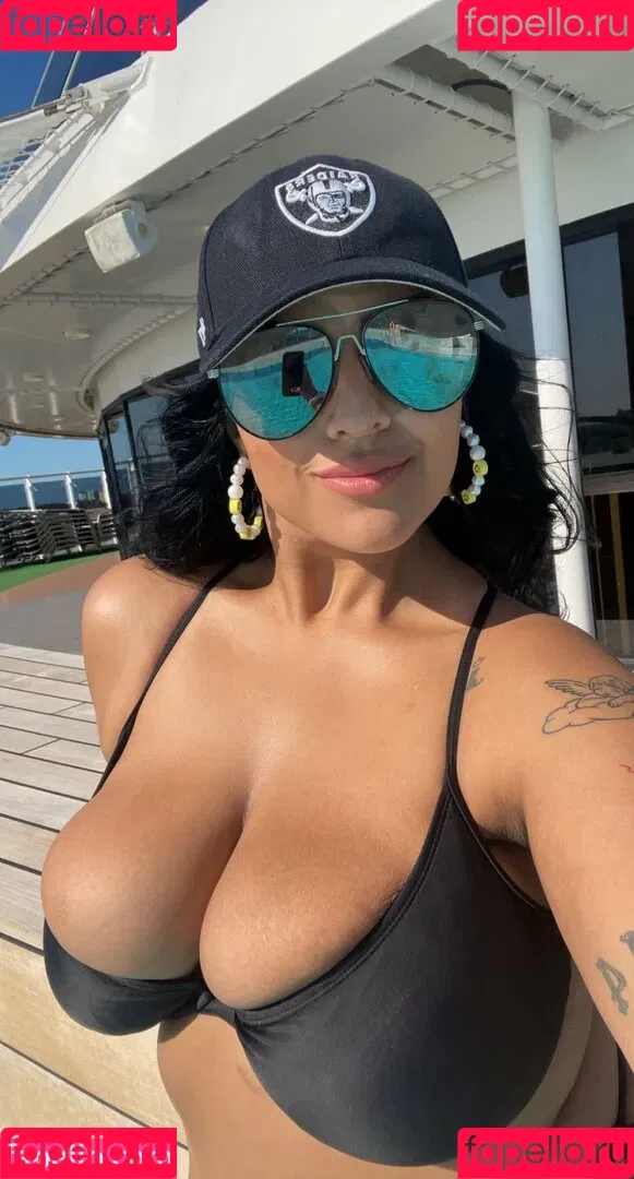 Charlotte Godoy Onlyfans Photo Gallery 