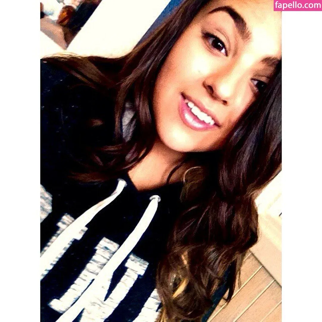 Charlotte Godoy Onlyfans Photo Gallery 