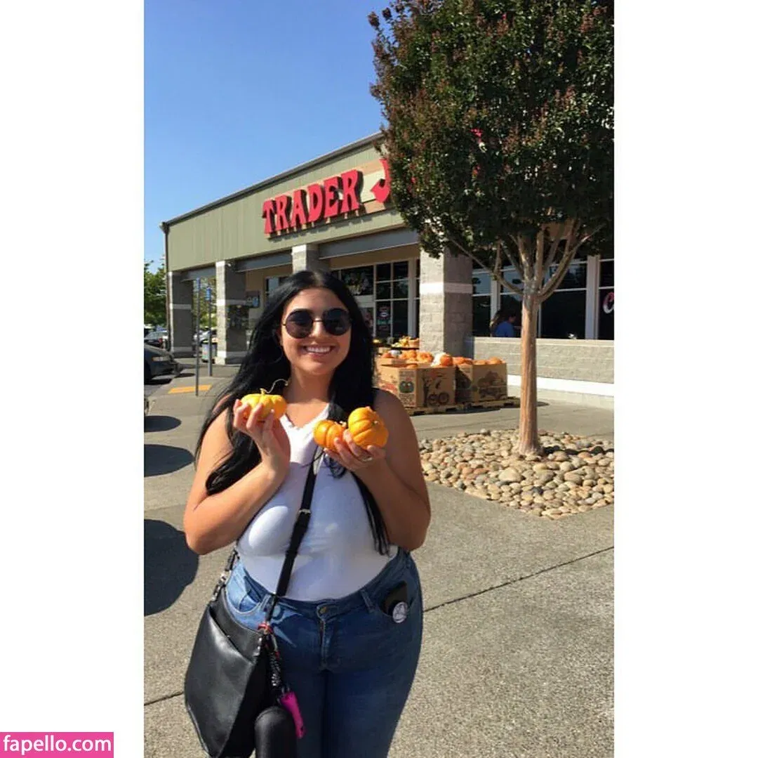 Charlotte Godoy Onlyfans Photo Gallery 