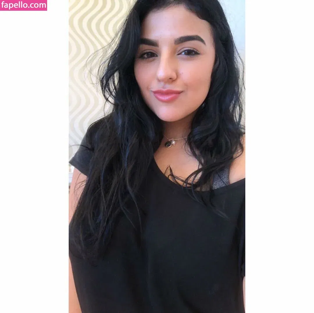 Charlotte Godoy Onlyfans Photo Gallery 