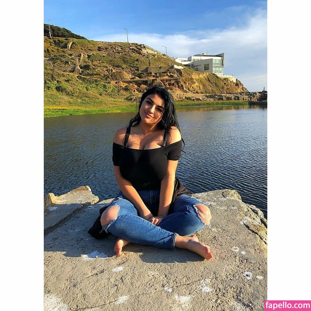 Charlotte Godoy Onlyfans Photo Gallery 