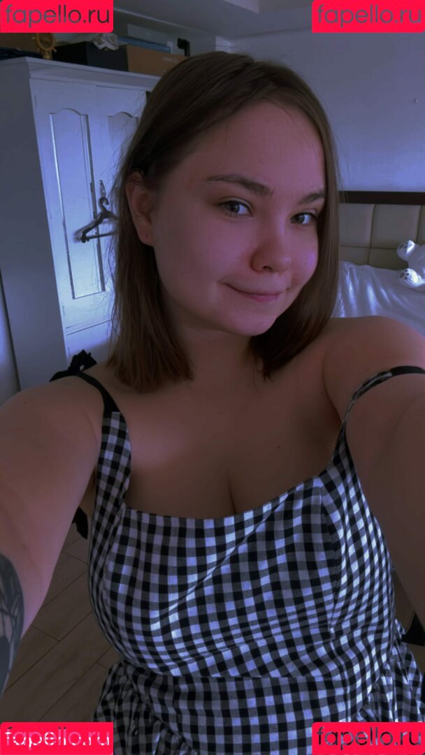 Taniikcrystal Onlyfans Photo Gallery 