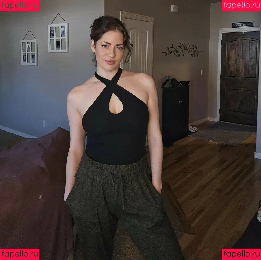 KatiePetersPlays Onlyfans Photo Gallery 