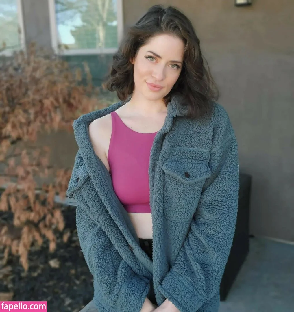 KatiePetersPlays Onlyfans Photo Gallery 