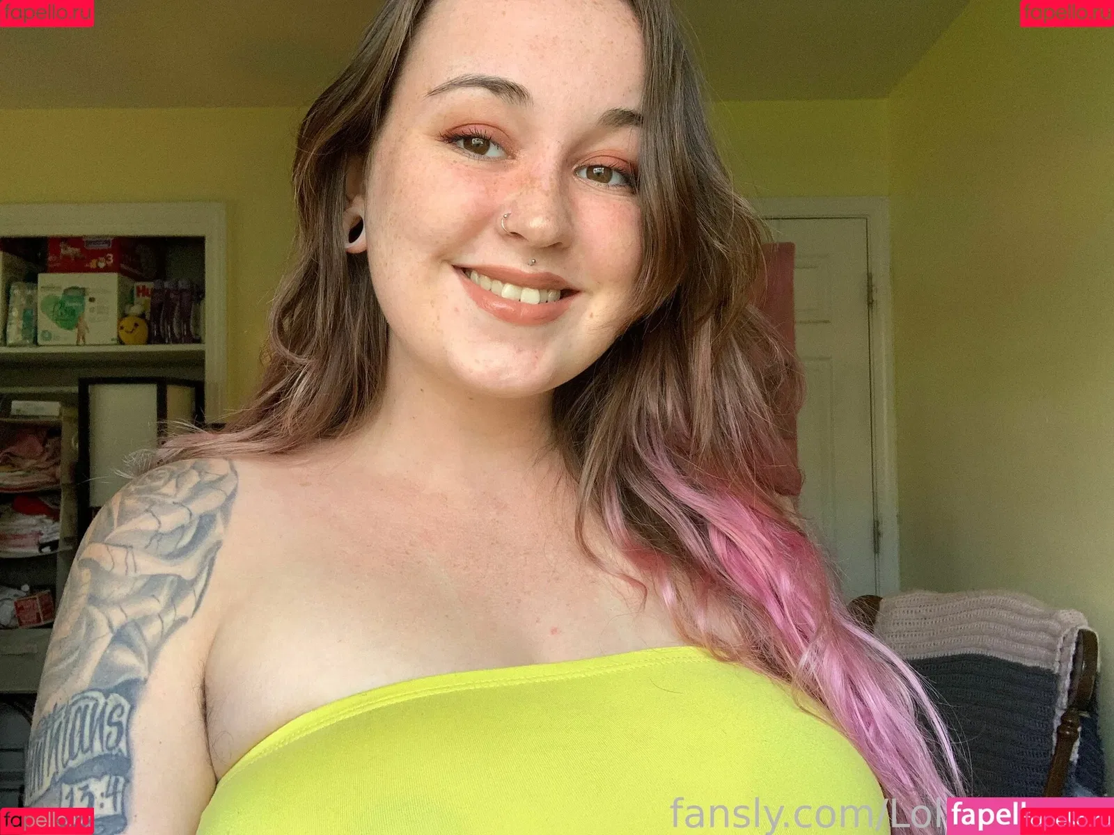 LolaxPeach Onlyfans Photo Gallery 