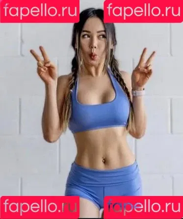 Chloe Ting Onlyfans Photo Gallery 