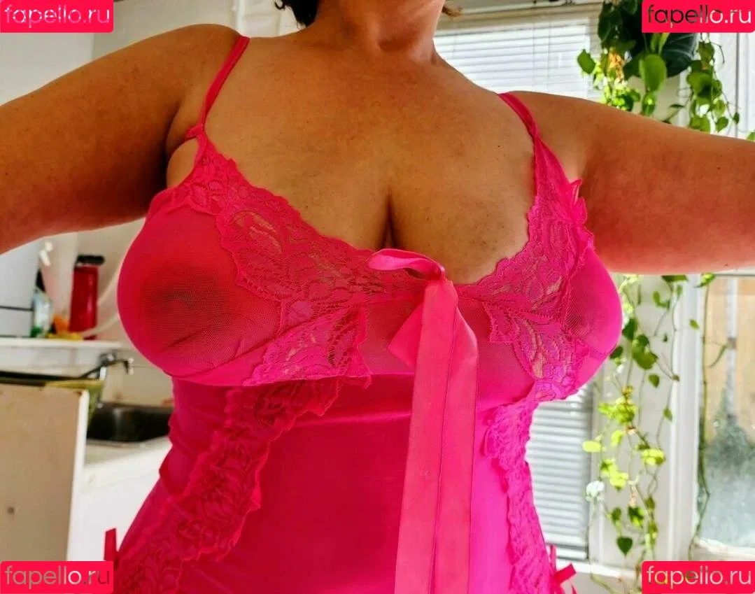 Susan 36DDD VIP Onlyfans Photo Gallery 