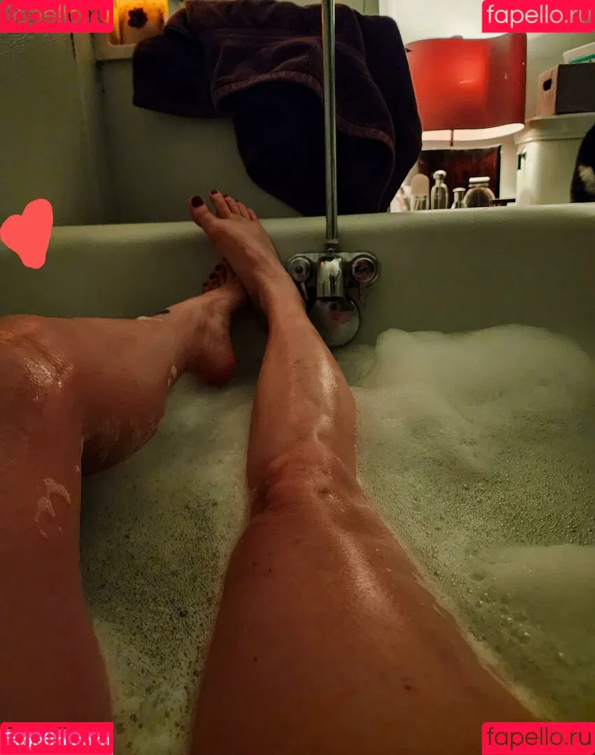 Susan 36DDD VIP Onlyfans Photo Gallery 