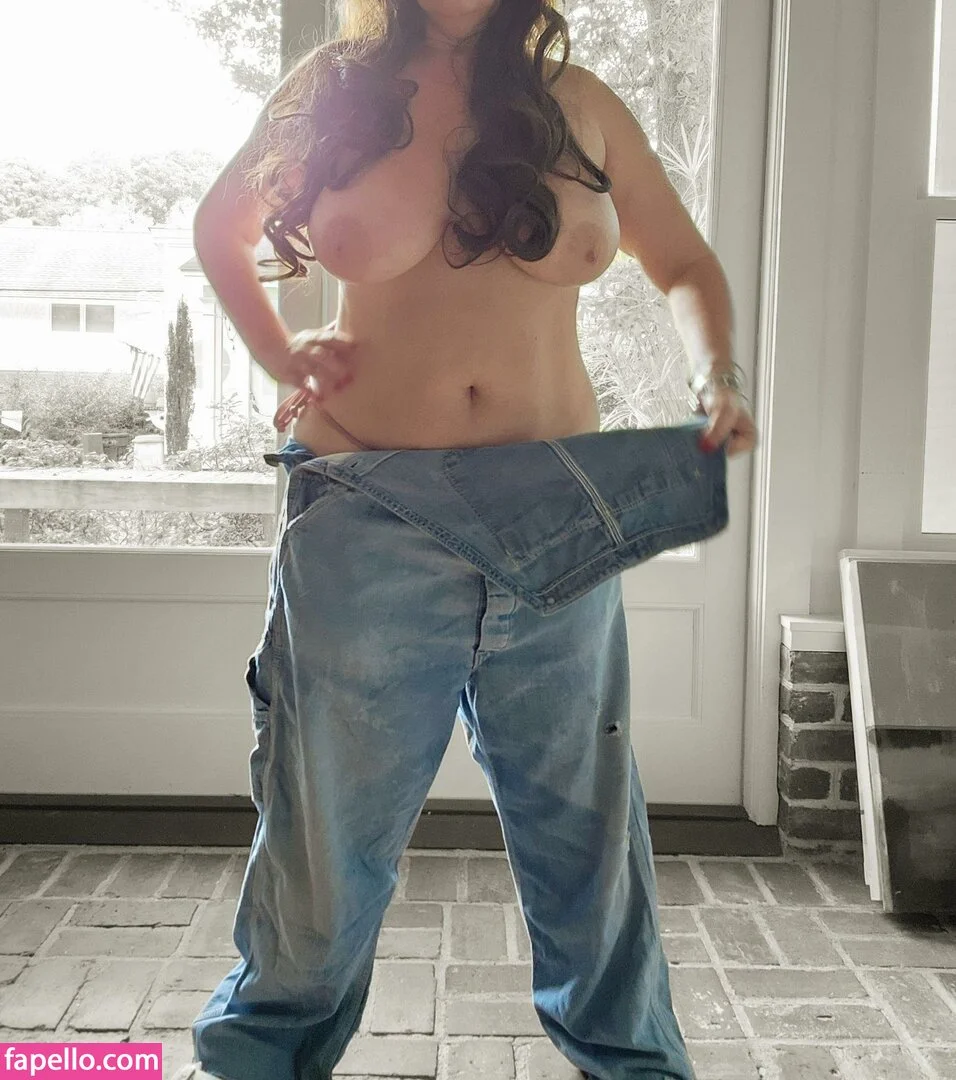 Susan 36DDD VIP Onlyfans Photo Gallery 