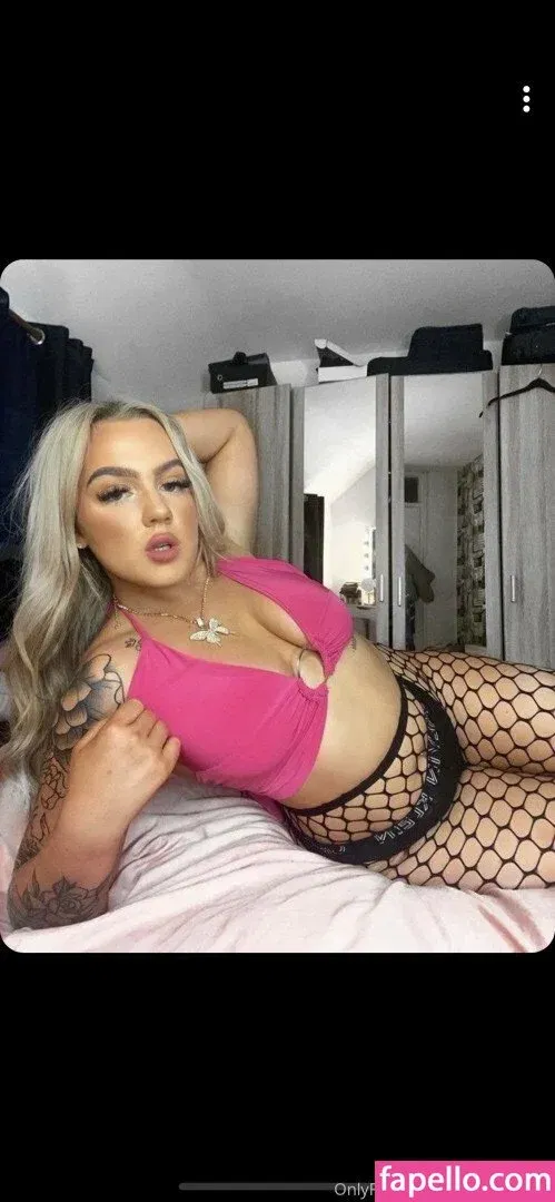 Kiera Brady Onlyfans Photo Gallery 