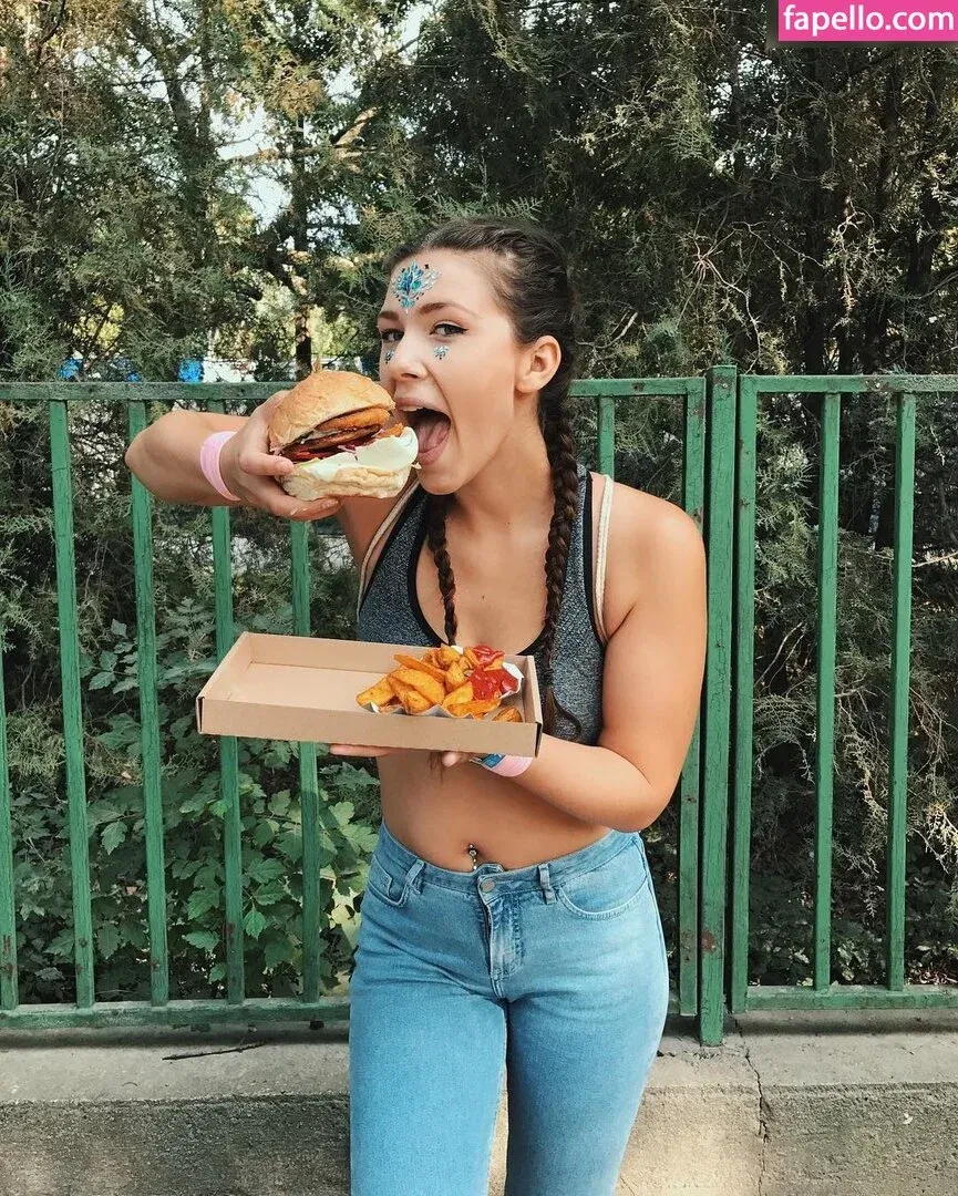 JANAklar Onlyfans Photo Gallery 