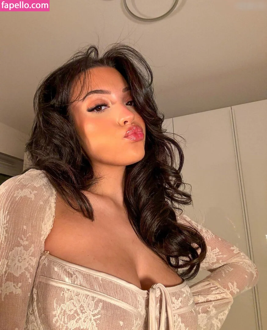 Jiena Viduka Onlyfans Photo Gallery 